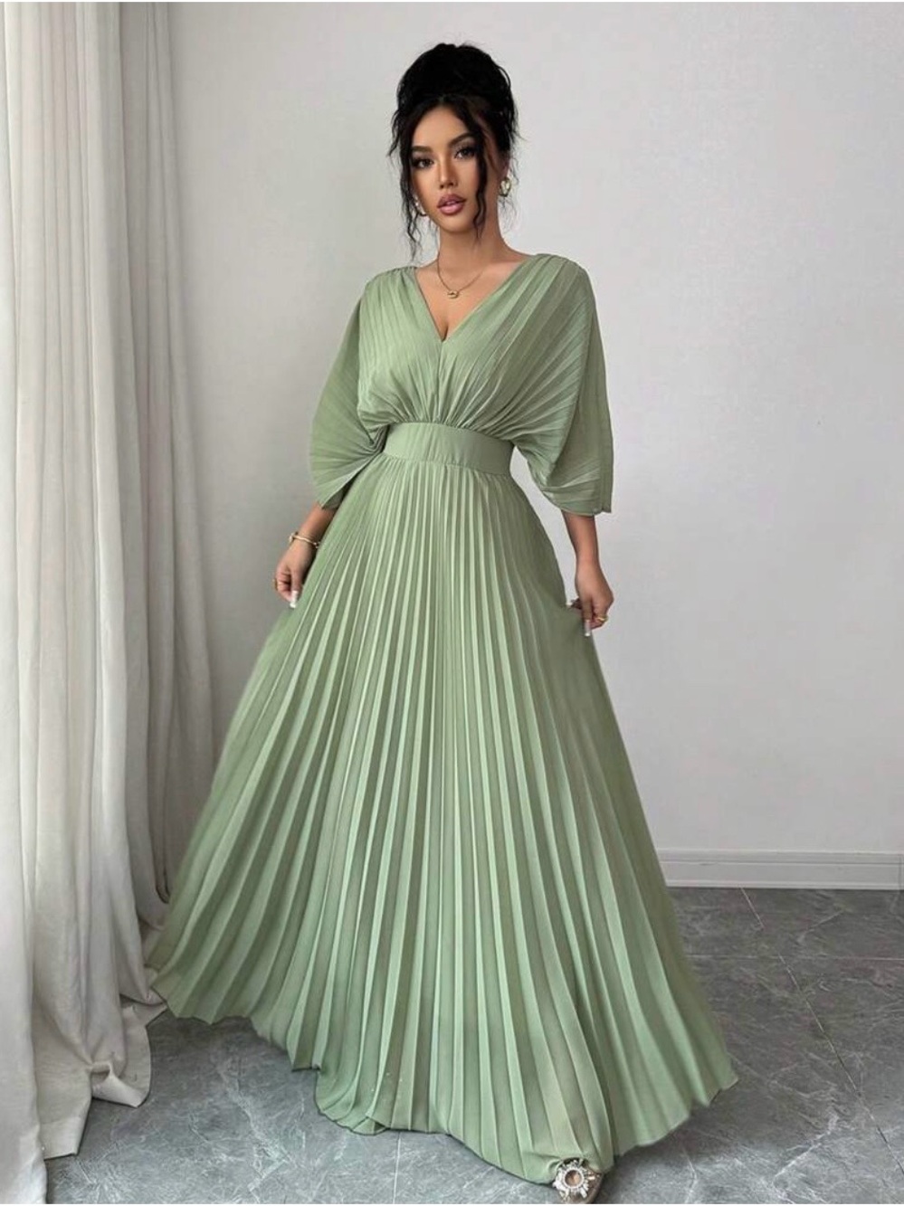 SHEIN Sage Green Pleated V-Neck Maxi Dress
